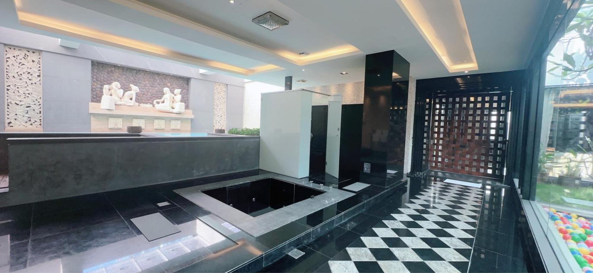 Orient Luxury Villa Motel Huwei Екстериор снимка