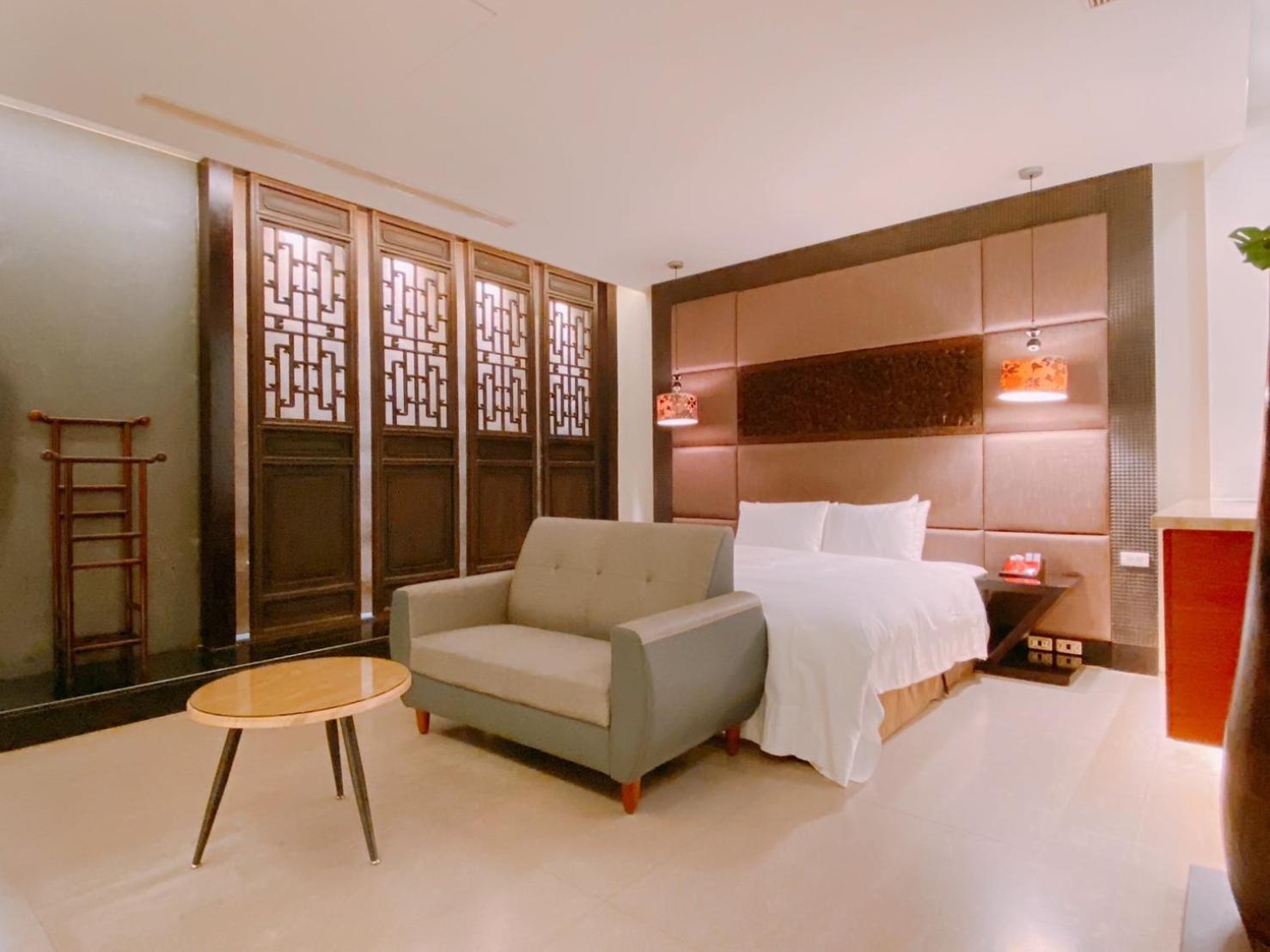Orient Luxury Villa Motel Huwei Екстериор снимка